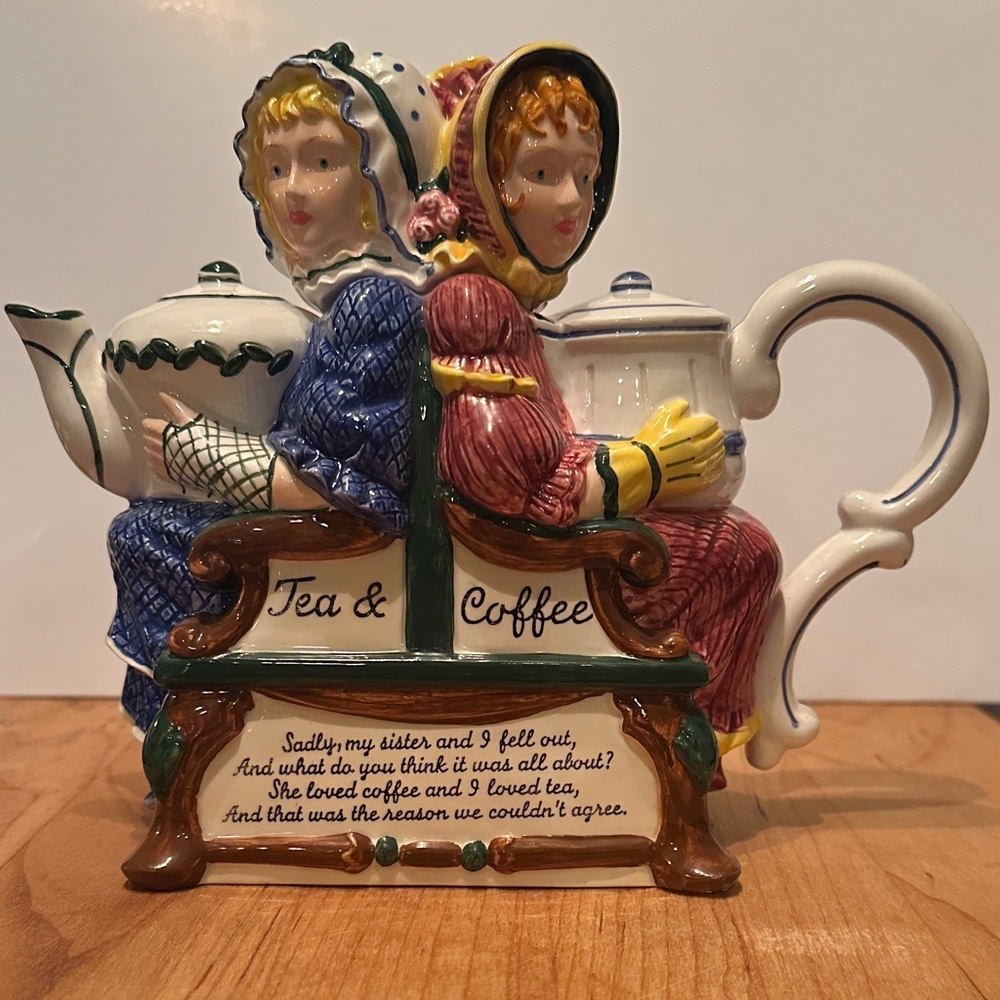 Vintage Dept 56 two sisters tea/coffee pot with four cups - Picture 2 of 16